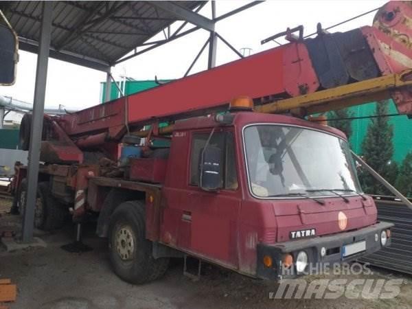 Tatra T815 +ČKD AD 28 Camiões grua