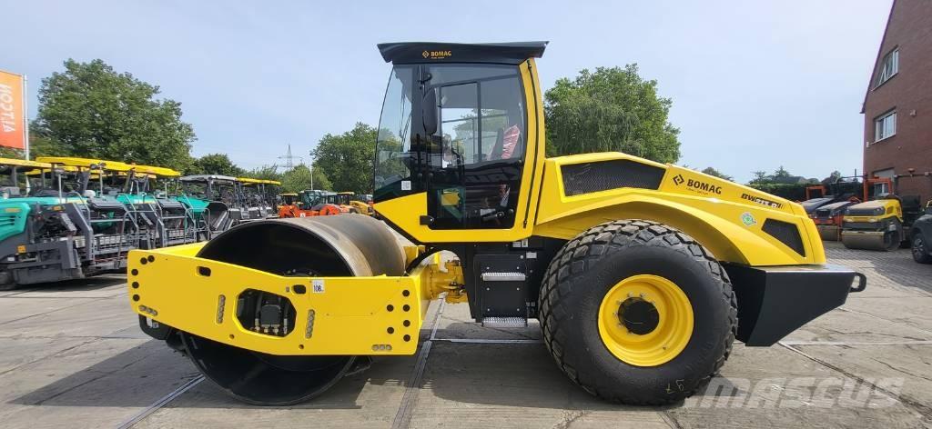 Bomag BW 213 D-5 Cilindros Compactadores monocilíndricos