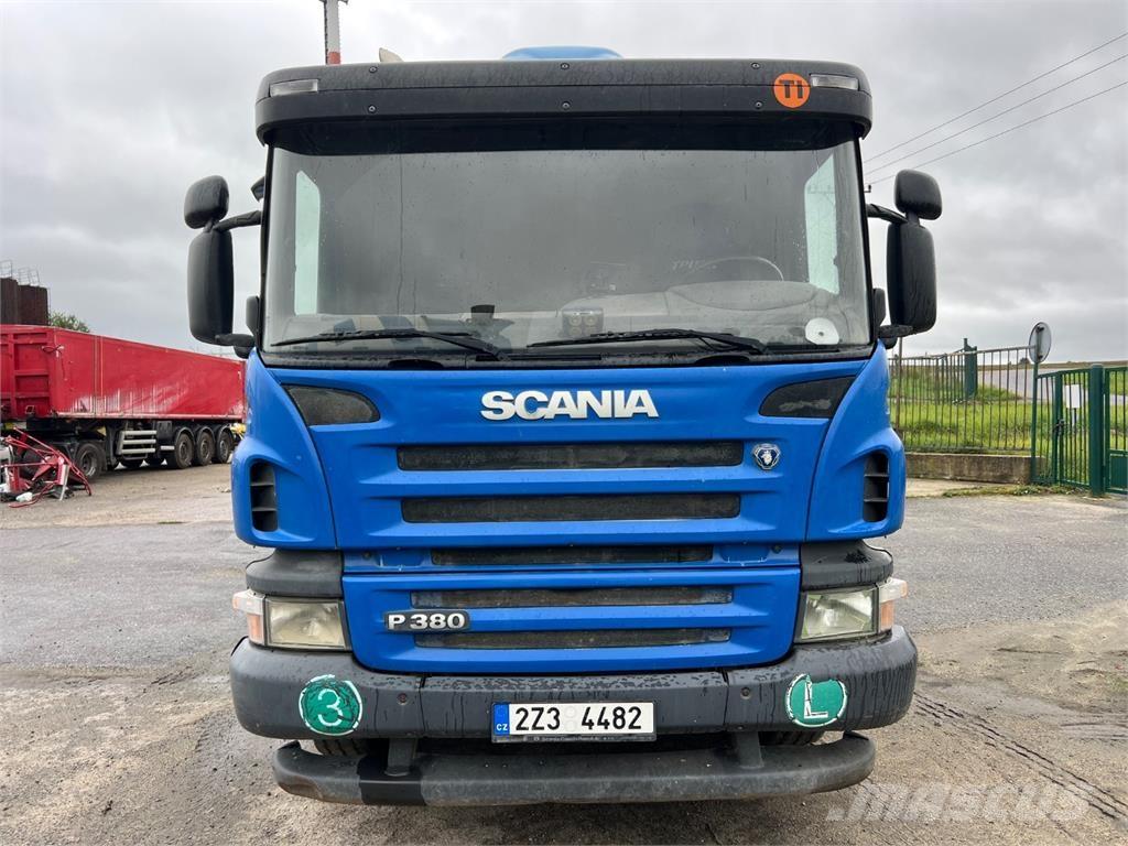 Scania P 380 8X4 Camiões de chassis e cabine