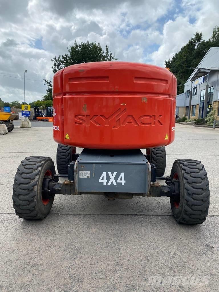 SkyJack SJ 46 AJ Elevadores braços articulados