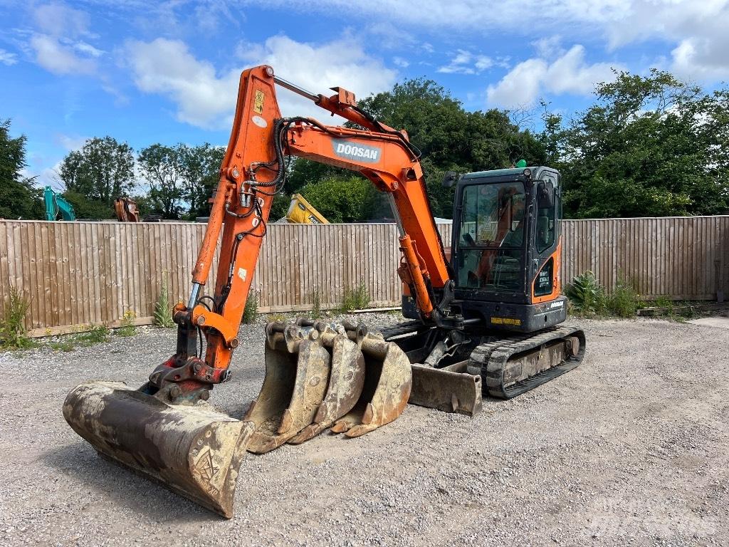 Doosan DX 63-3 Mini Escavadoras <7t