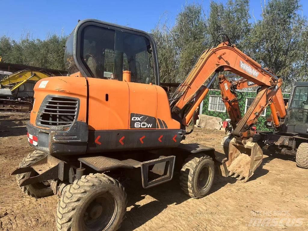 Doosan DX60W Mini Escavadoras <7t