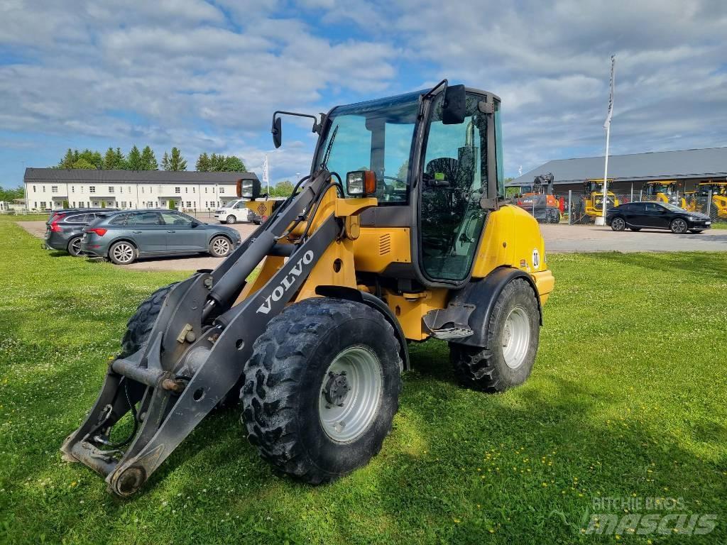 Volvo L25B Carregadoras de direcção deslizante