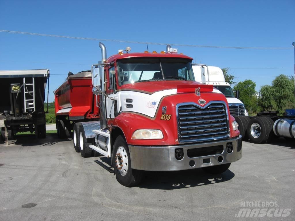 Mack CXN 613 Tractores (camiões)