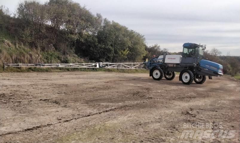 Evrard Alpha 2500 Pulverizadores Automotrizes