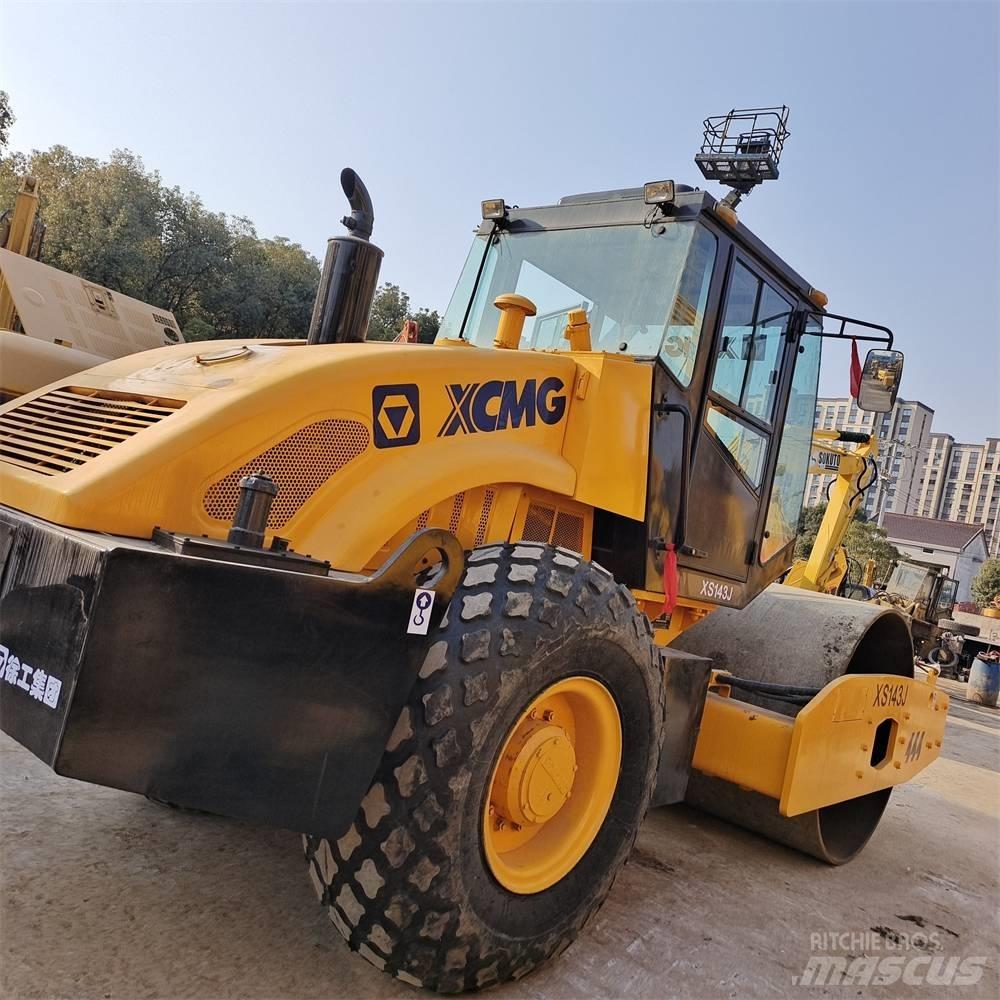 XCMG XS 143 Cilindros Compactadores monocilíndricos