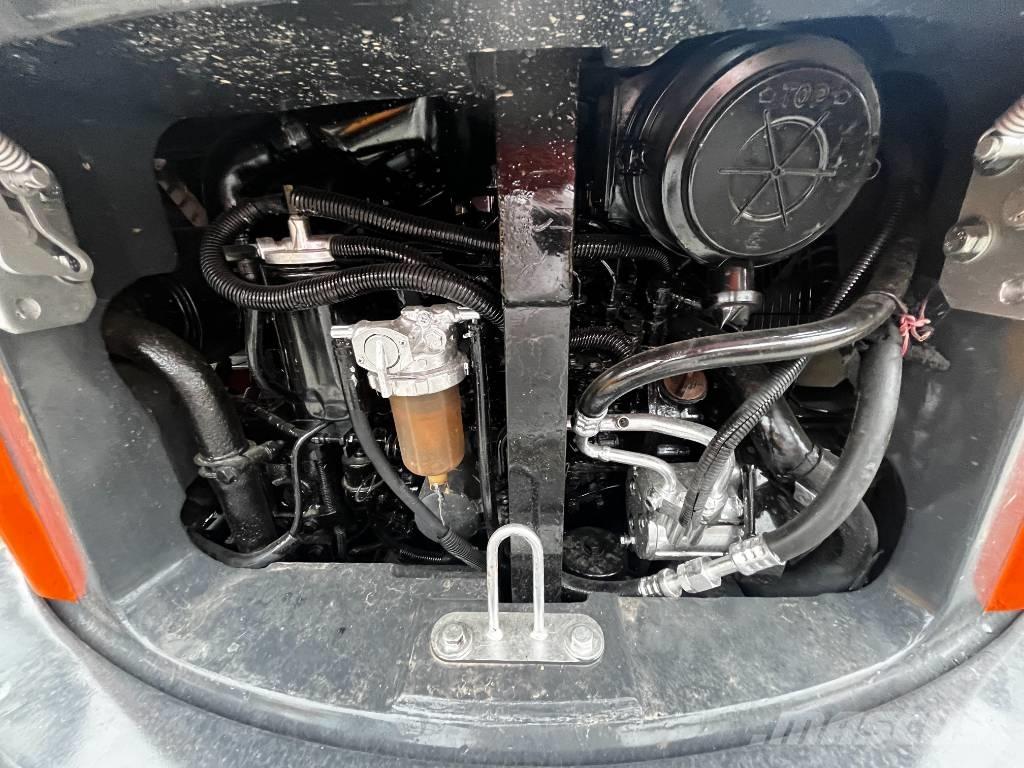 Hitachi ZX 50 U Mini Escavadoras <7t