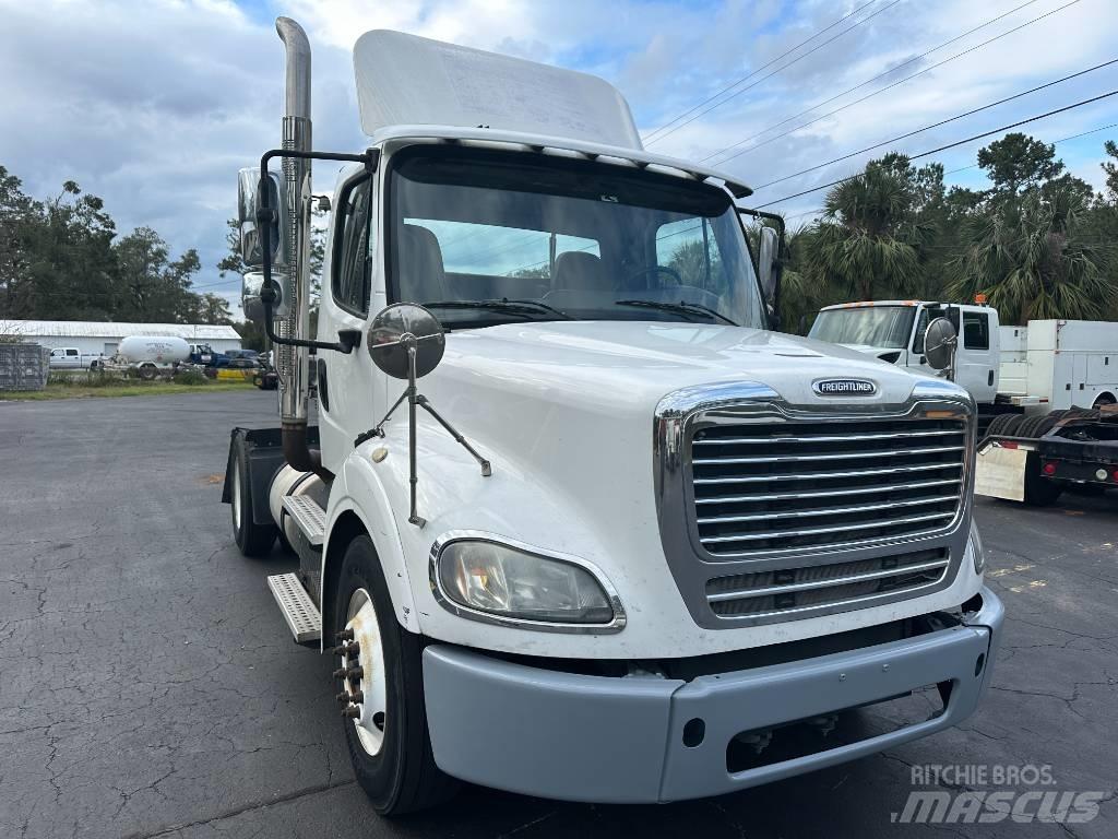 Freightliner M2 112 Tractores (camiões)