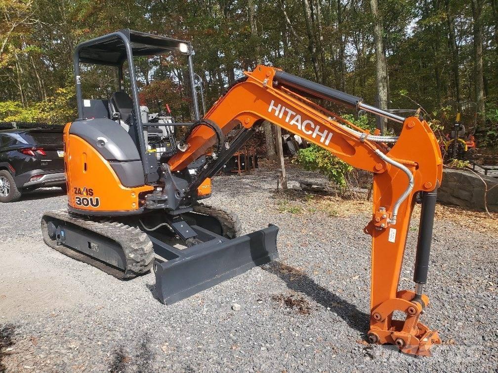 Hitachi ZX30U-5N Mini Escavadoras <7t