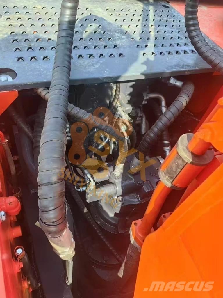 Doosan DX 225 LC Escavadoras de rastos