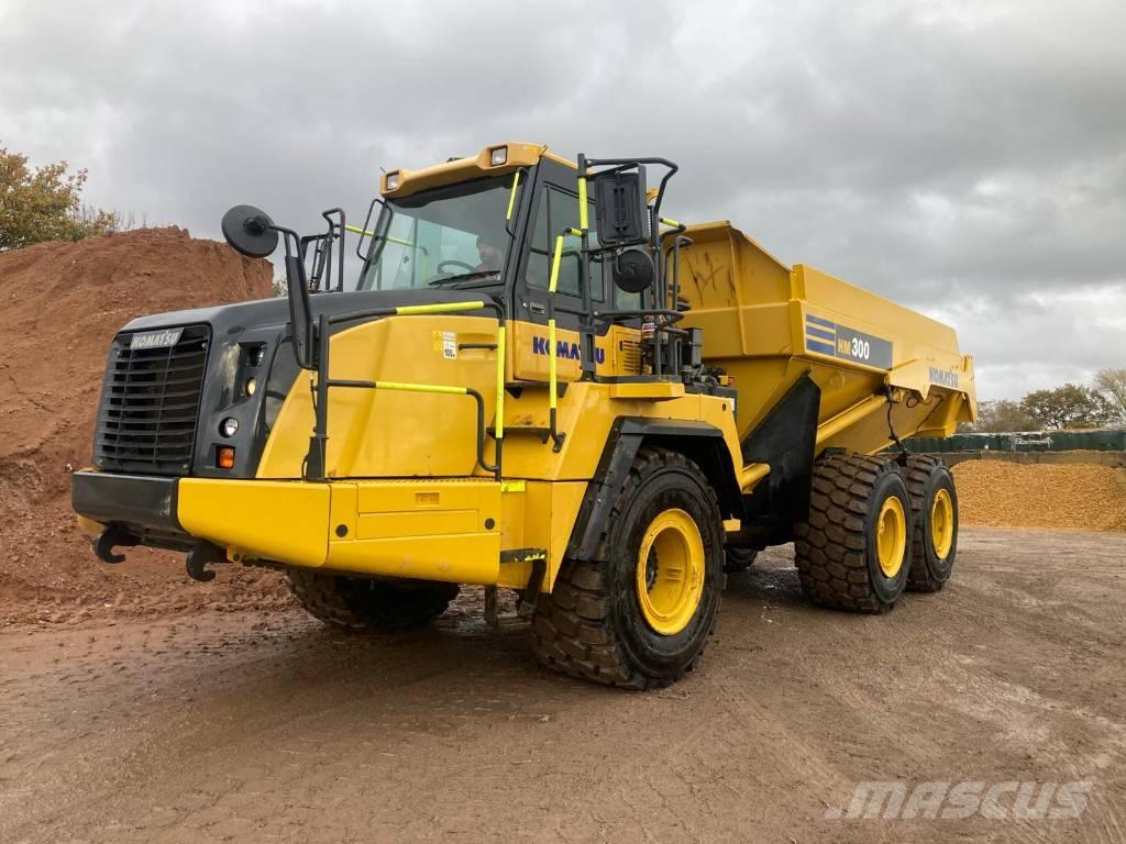 Komatsu HM300-5E0 Camiões articulados