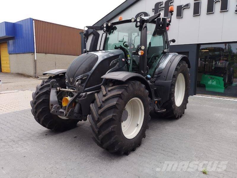 Valtra N174 V Tratores Agrícolas usados