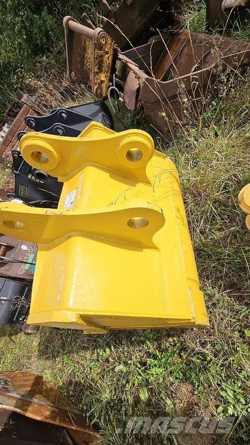 Komatsu PC200 Baldes