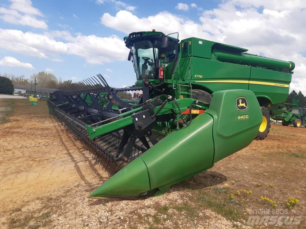 John Deere 640 D Ceifeiras debulhadoras compactas