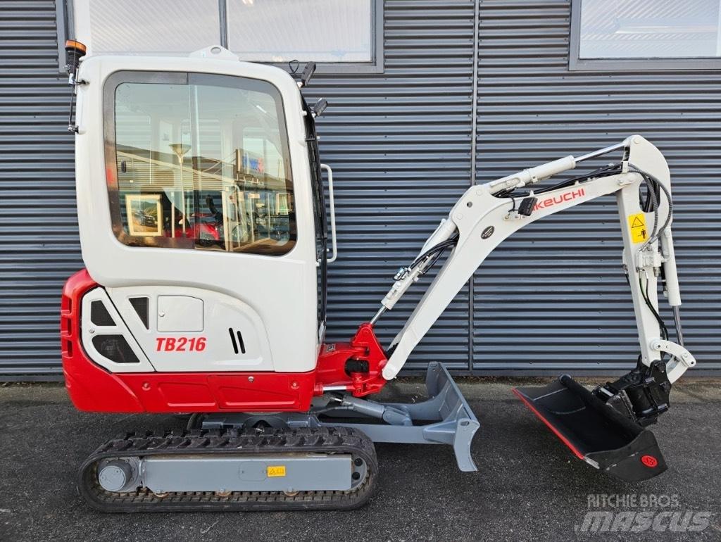 Takeuchi TB 216 Mini Escavadoras <7t