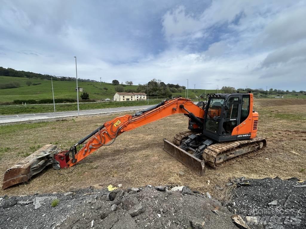 Doosan DX 140 Escavadoras de rastos