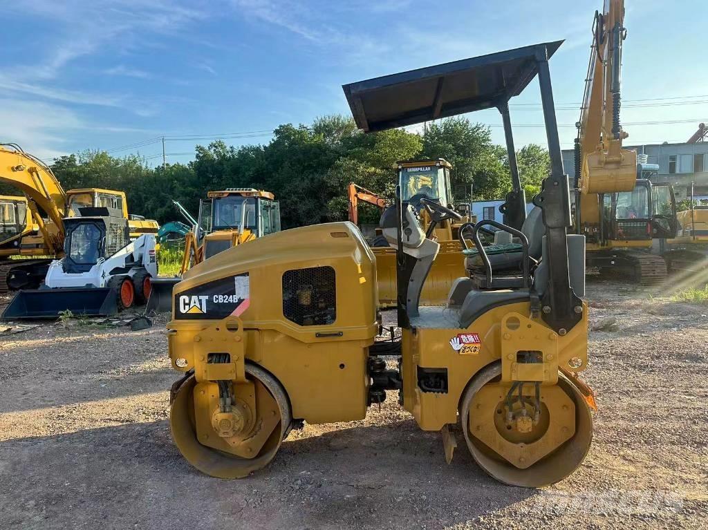 CAT CB 24 B Cilindros Compactadores tandem