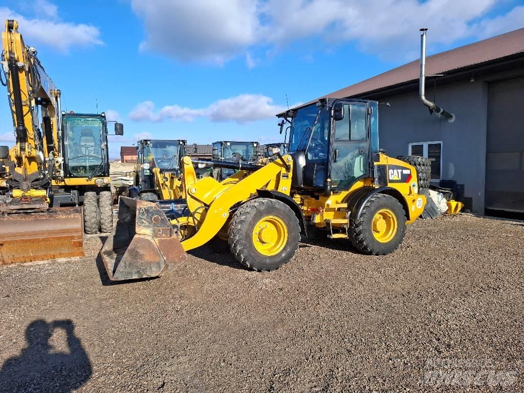 CAT 908M Pás carregadoras de rodas