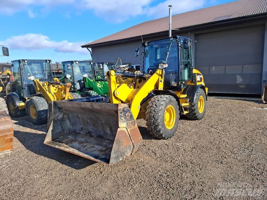 CAT 908M Pás carregadoras de rodas