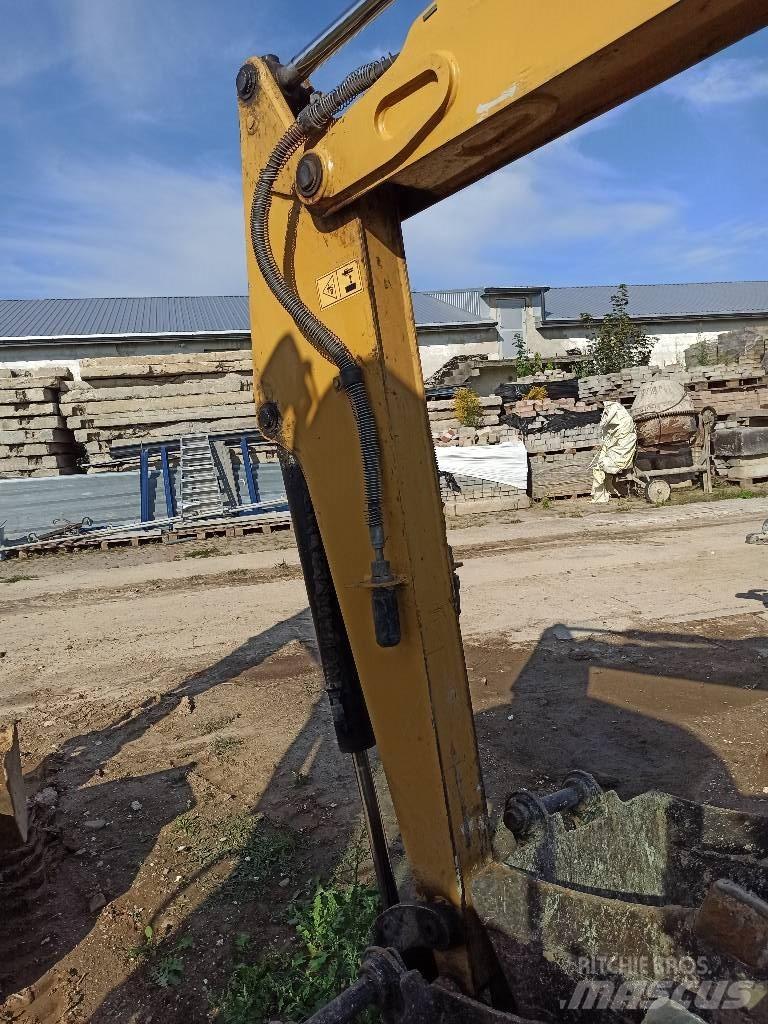 CAT 302.5 C Mini Escavadoras <7t