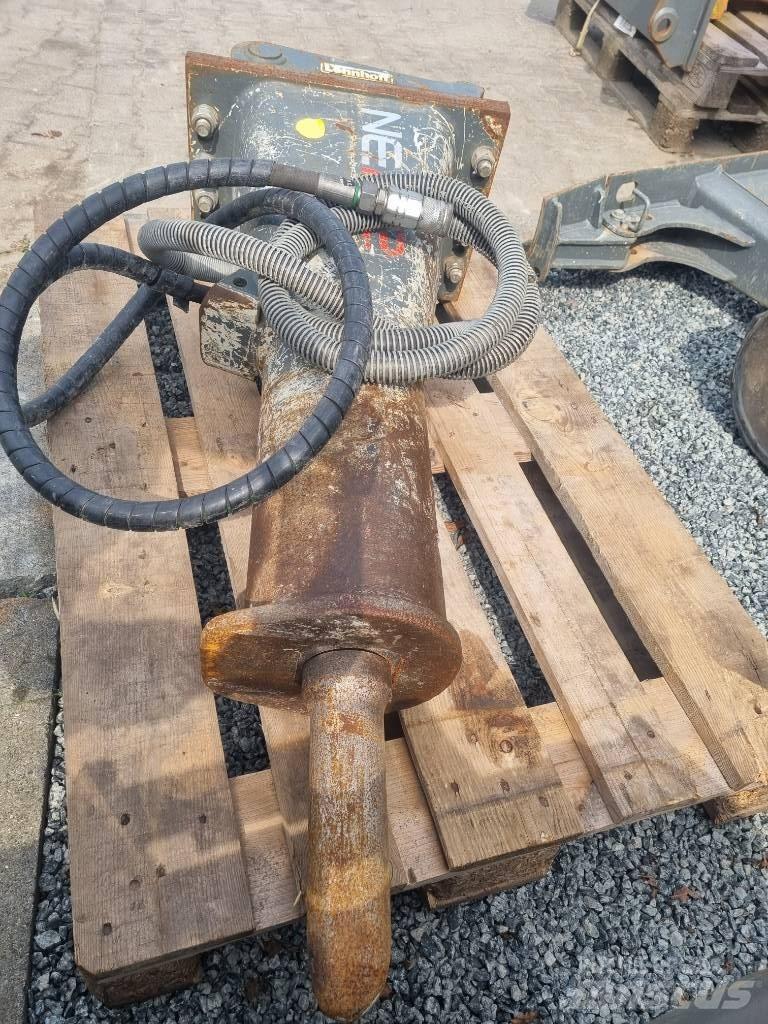 Wacker Neuson NE22 Baldes britadores