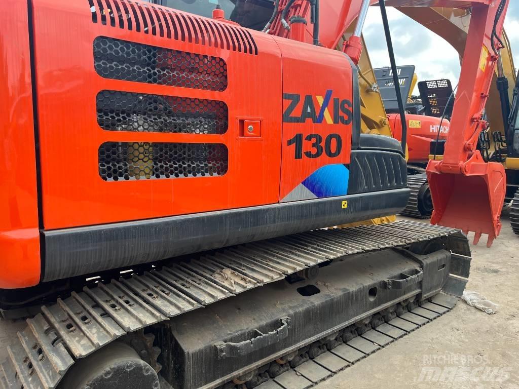 Hitachi 130-5 Escavadoras de rastos