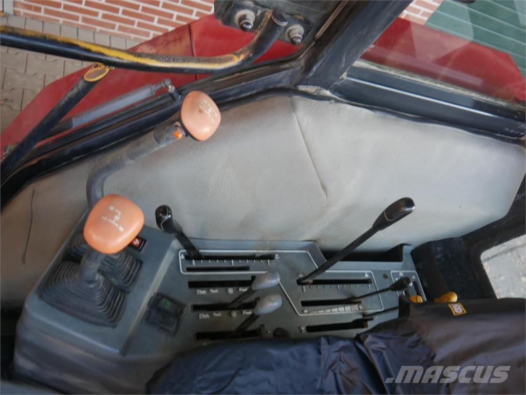 Case IH 4230 2wd Tratores Agrícolas usados