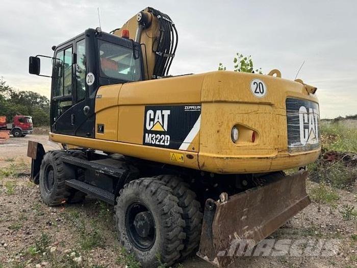CAT M 322 D Escavadoras especiais