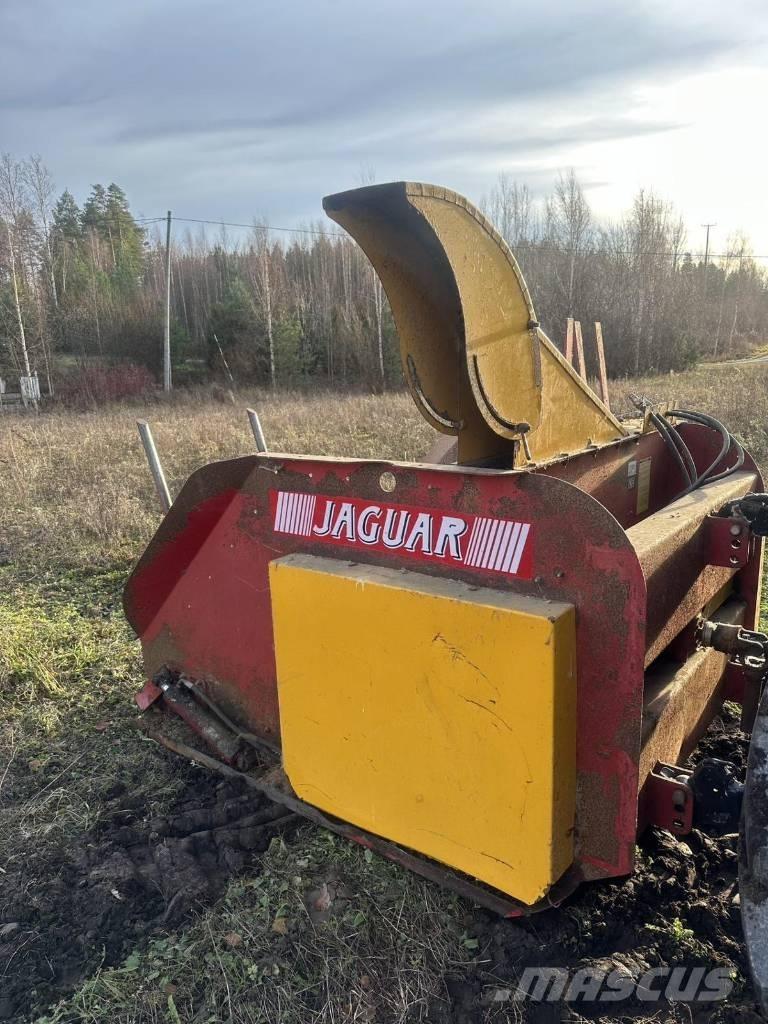 Jaguar Paalisilppuri Cortadores, moinhos e desenroladores de fardos
