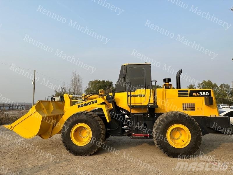 Komatsu WA380 Pás carregadoras de rodas