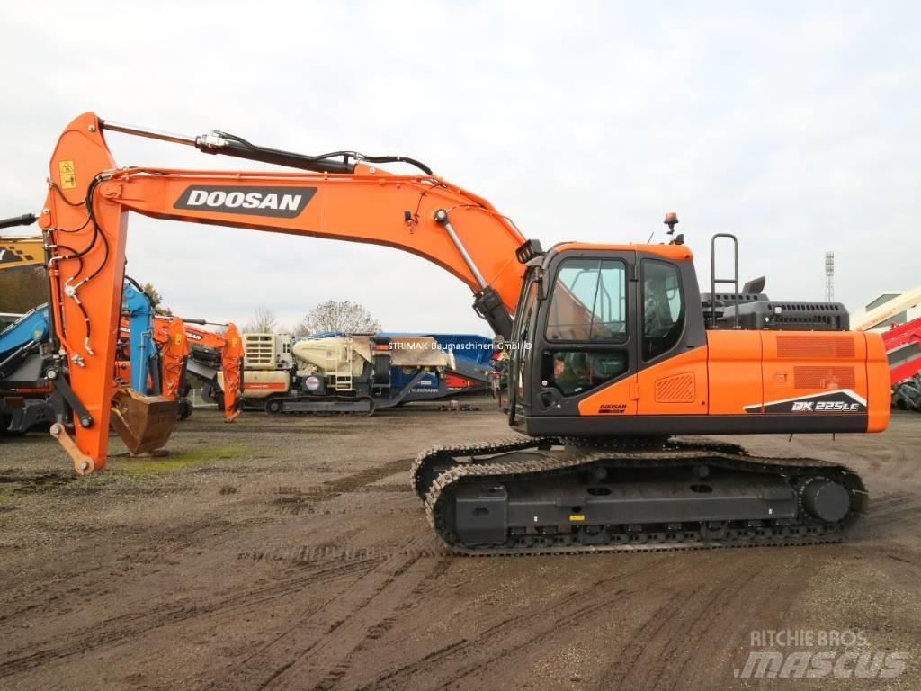 Doosan DX 225 LC-7 Escavadoras de rastos