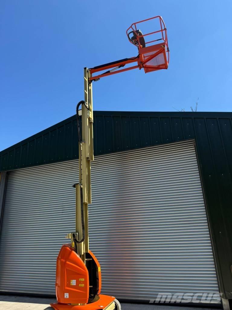 JLG Toucan 10 E-L Plataformas de Mastro Vertical