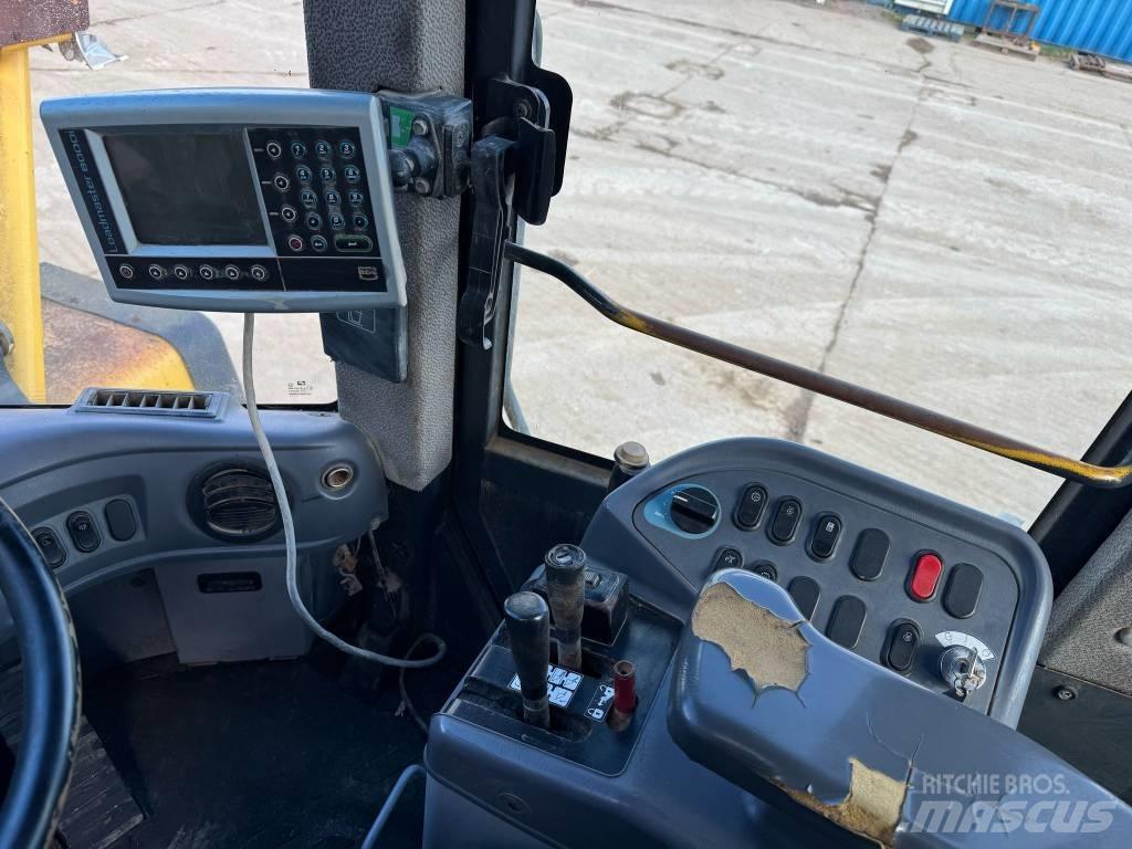 Komatsu WA 470-6 Pás carregadoras de rodas