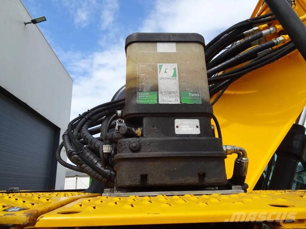 JCB JZ140 Escavadoras de rastos