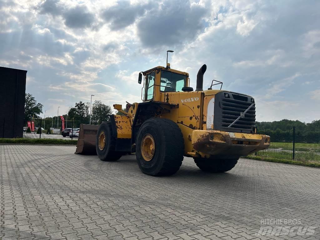 Volvo L 220 E Pás carregadoras de rodas