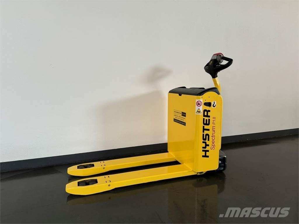 Hyster P1.8AC Empilhador para operador externo