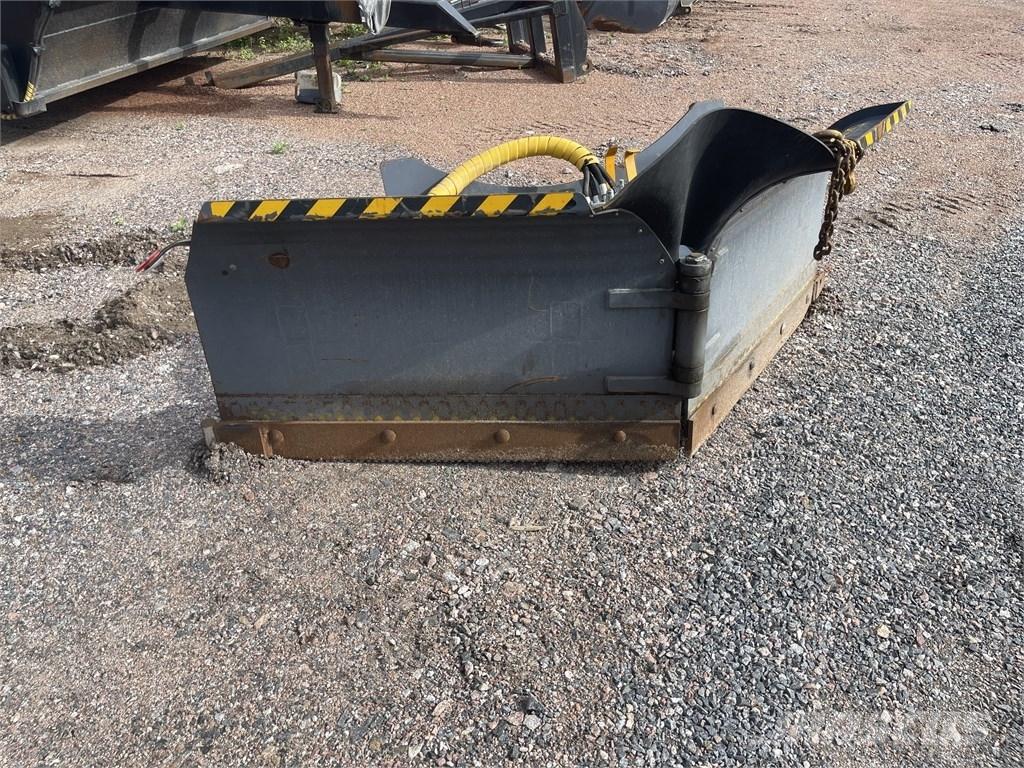  Vilakone Nivelaura Acessórios para tractores compactos