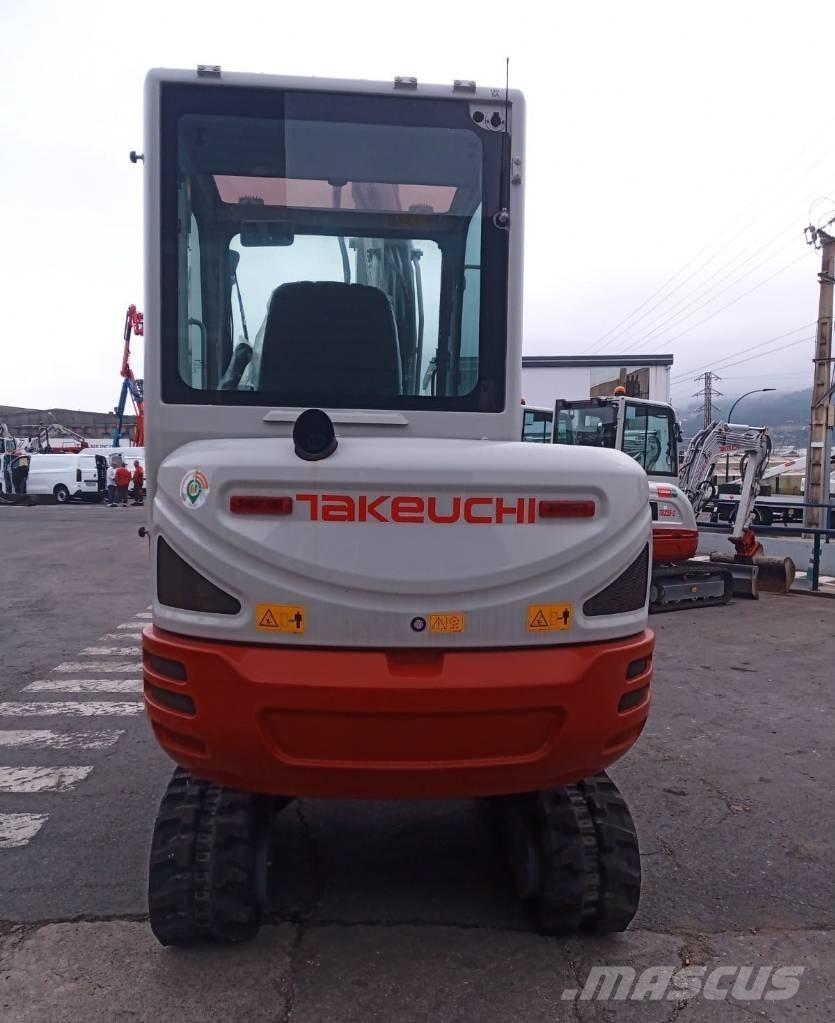 Takeuchi TB 230 Mini Escavadoras <7t