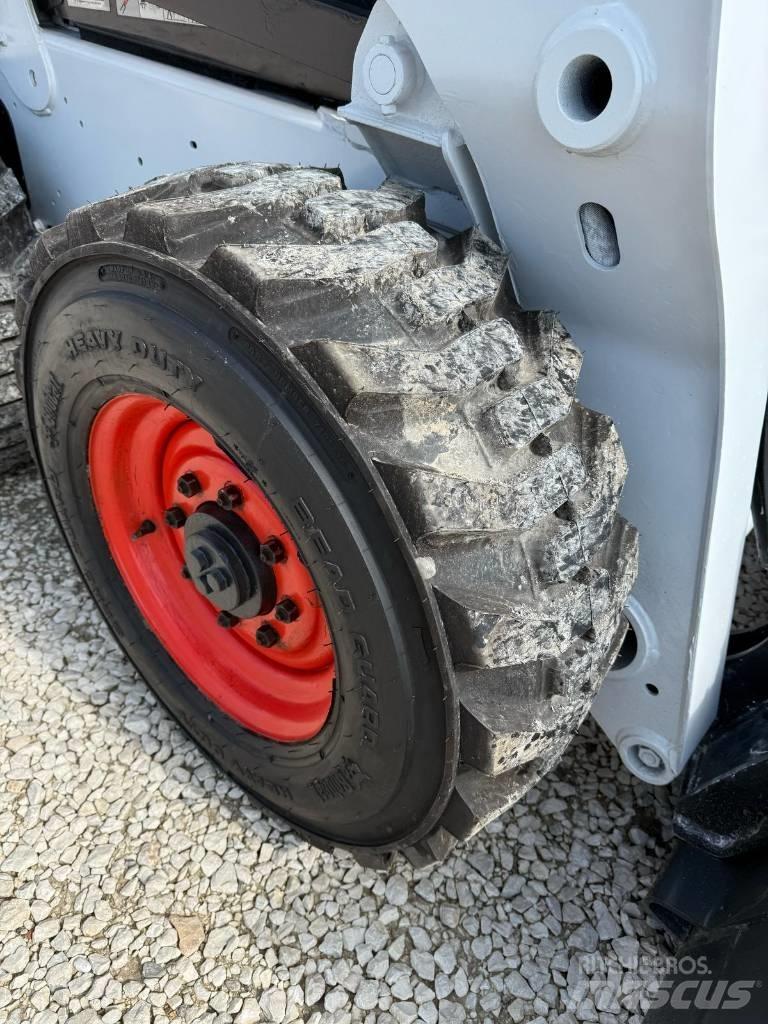 Bobcat S 650 Carregadoras de direcção deslizante