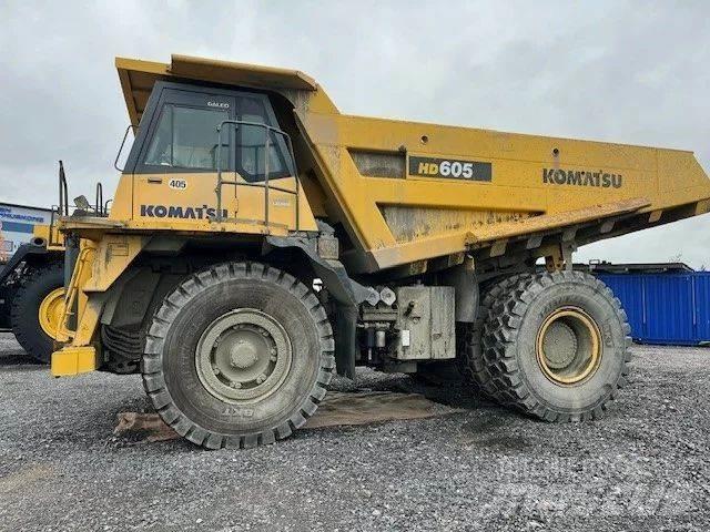 Komatsu HD 605-7EO Camiőes dumper basculantes rígidos