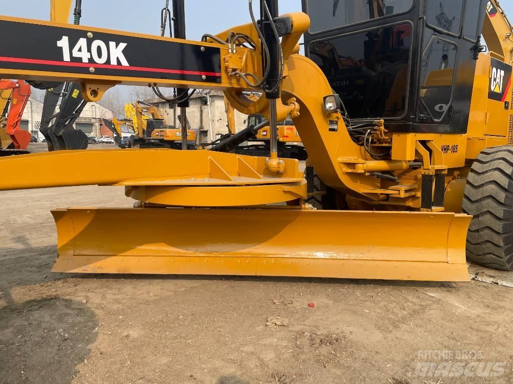 CAT 140 K Motoniveladoras
