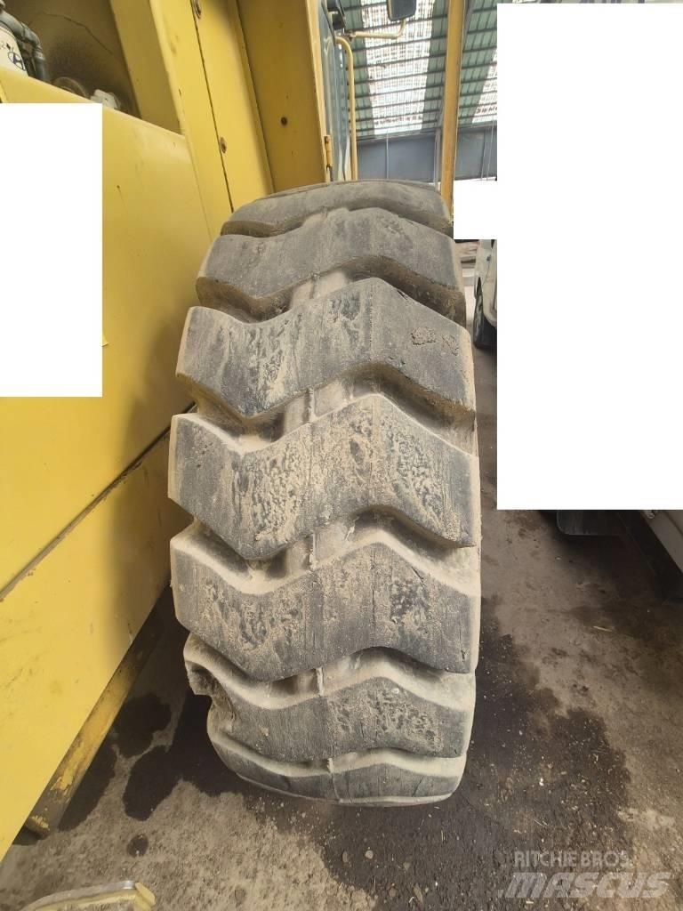 CAT CS 563 Cilindros Compactadores tandem