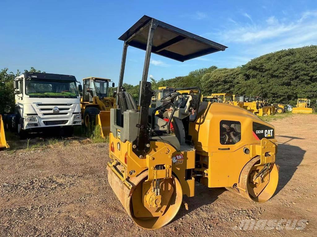 CAT CB 24 B Cilindros Compactadores tandem
