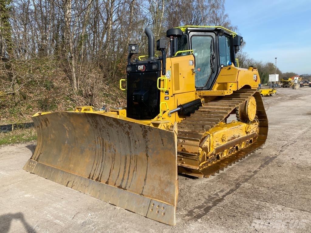 CAT D 6 Dozers - Tratores rastos
