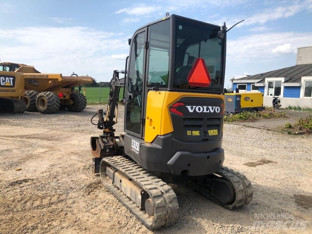 Volvo ECR 25 D Mini Escavadoras <7t