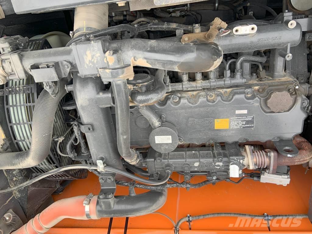 Doosan DX 225 LC-5 Escavadoras de rastos