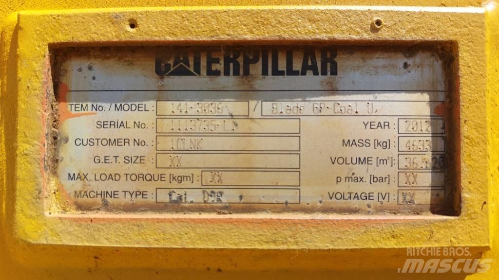 CAT D9T Dozers - Tratores rastos