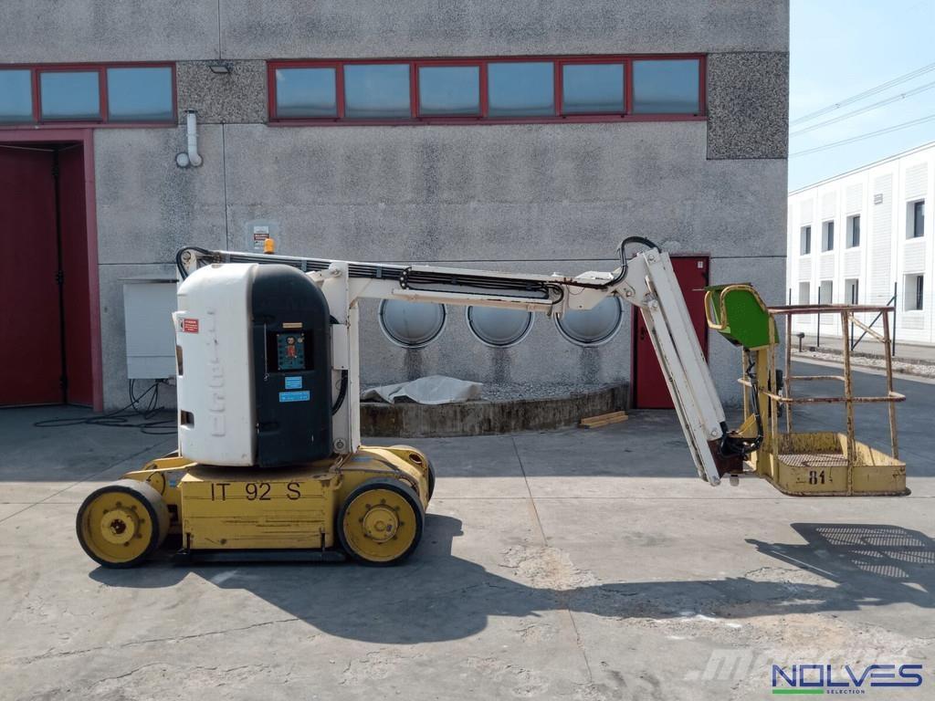 Iteco BI92S Elevadores braços articulados