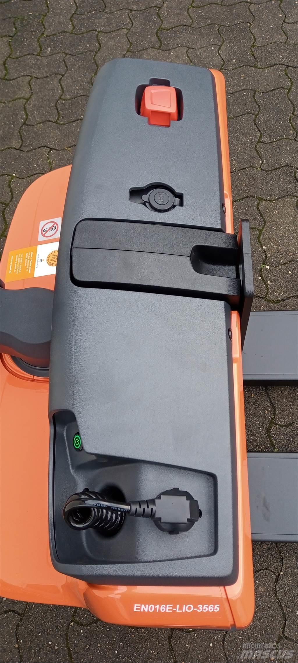 Toyota LWI 160 Porta palettes