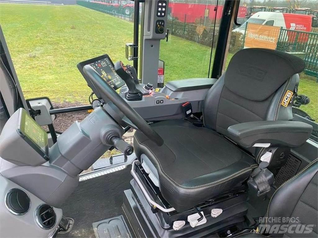 JCB 4220 ICON Tratores Agrícolas usados